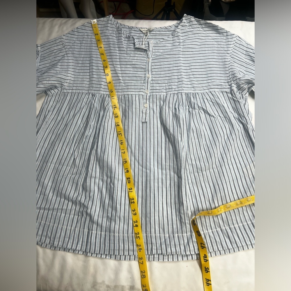 🛍️MAX STUDIO Blue and white‎ stripe casual top size XS - Picture 13 of 13